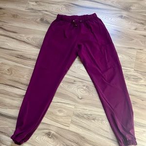 Women’s Size small jogger scrub pants